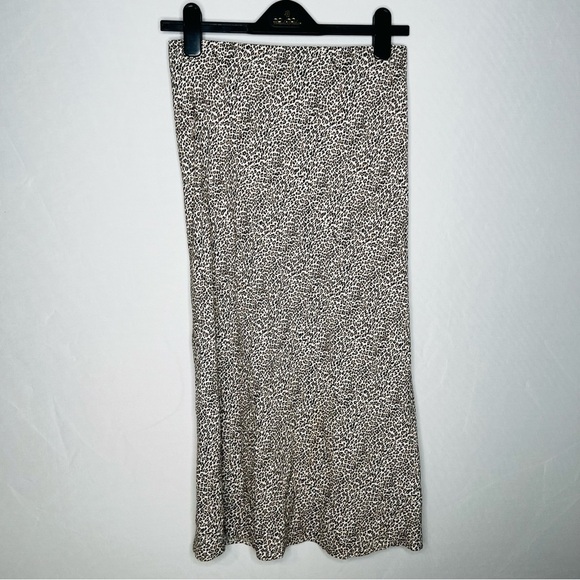 Jenni Kayne Black and Cream Midi Skirt - Picture 7 of 15